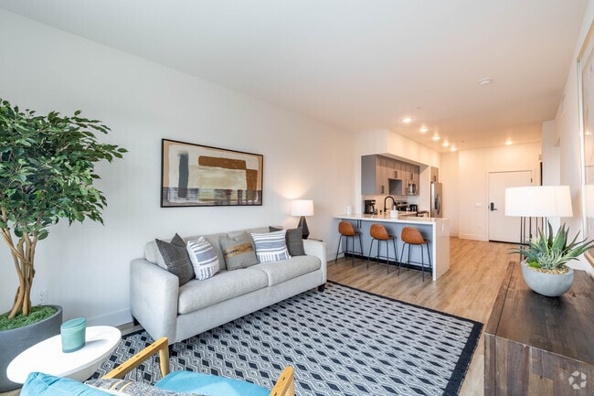 1BR, 1BA - 692SF - Living Room