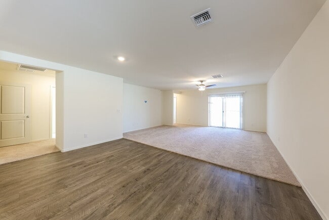 Photo - 25751 W Coles Rd