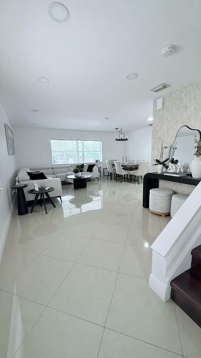 Photo - 5301 Canoe Bend Dr