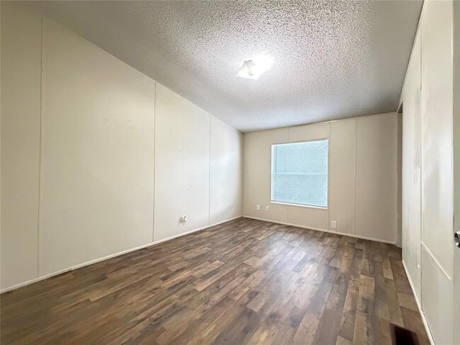 Photo - 372 Co Rd 4450