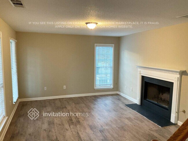 Photo - 330 Hilltop Circle Extension SW