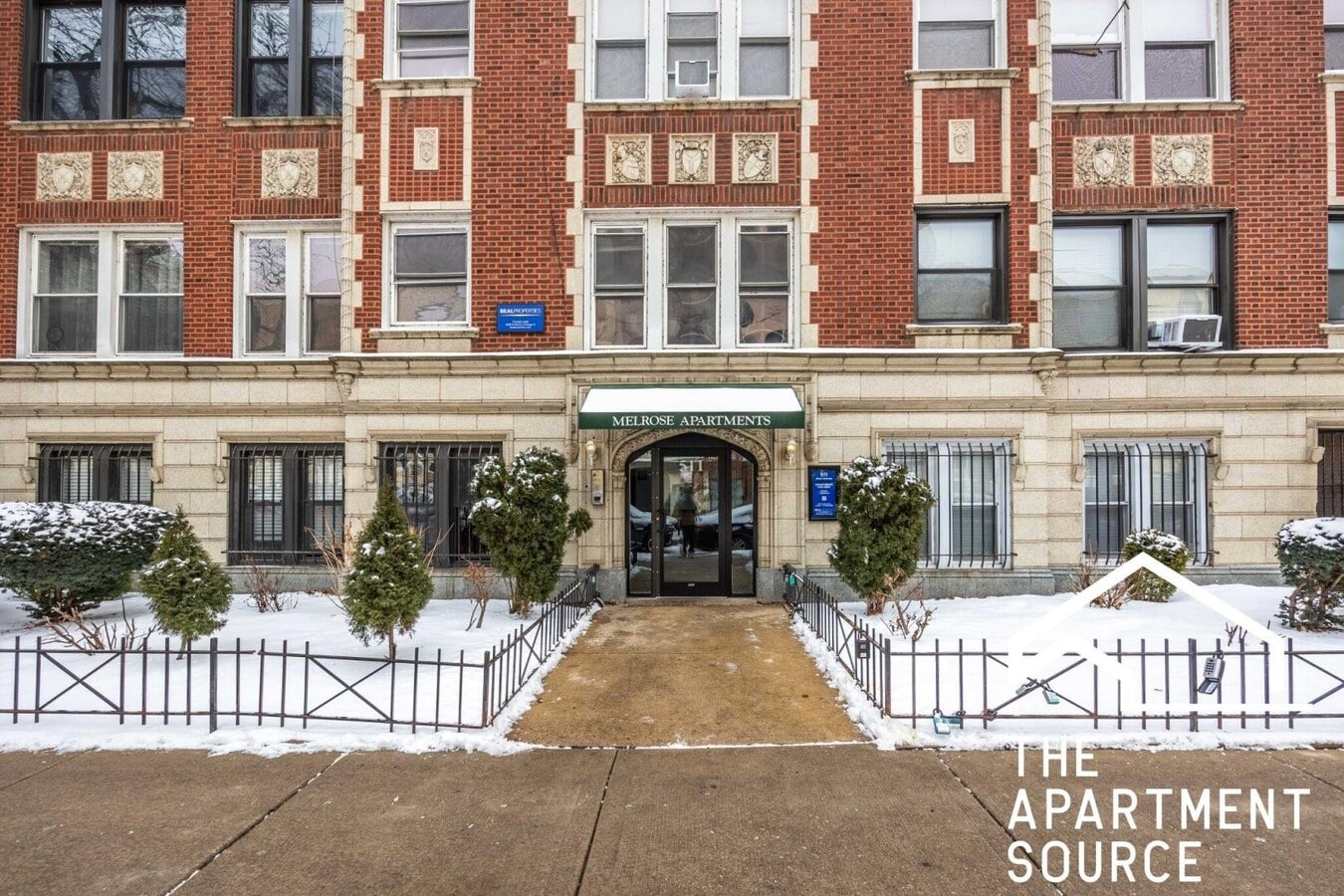 Photo - 511 W Melrose St Unit 304