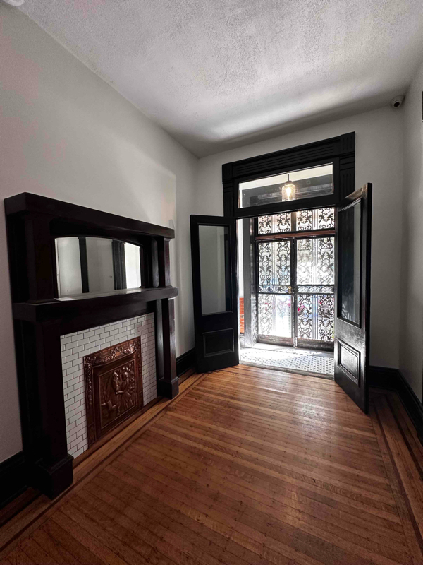 Building Photo - 1234 S 1st St Rental