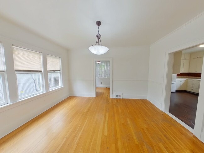 Photo - 323 S Clifton Ave