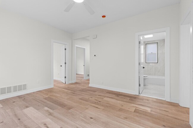 Photo - 3 Edison Pl Unit 1