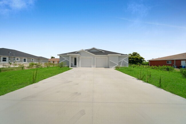 747/749 ALABAMA RD S LEHIGH ACRES FL 33974