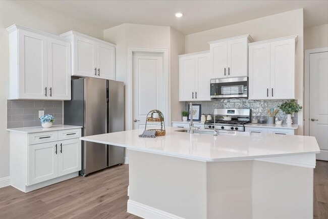 Photo - 4550 Community Ct