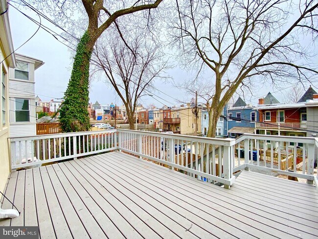 Photo - 140 Bryant St NW