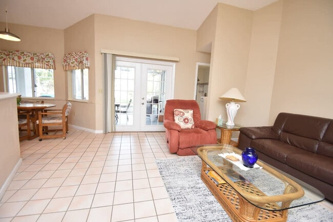 Photo - 60 Westover Ln Unidad ID1261607P