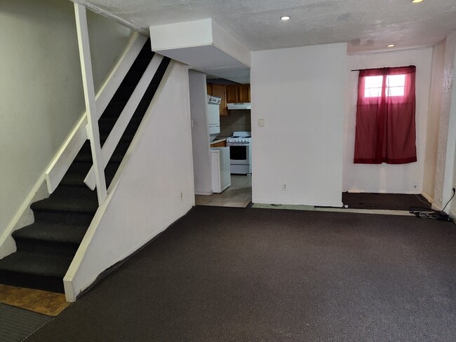 Photo - 1607 Page St