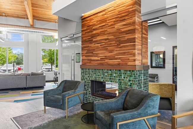 Shoreview Grand