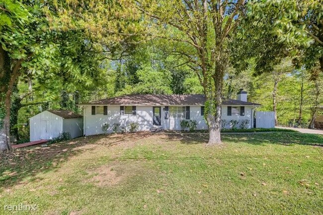 4 br, 2 bath House - 3491 Birchwood Drive - 4 br, 2 bath House - 3491 Birchwood Drive
