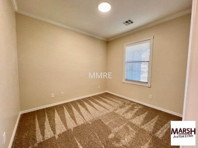 Photo - Nice 3 bedroom home in Chandler in a gated community!