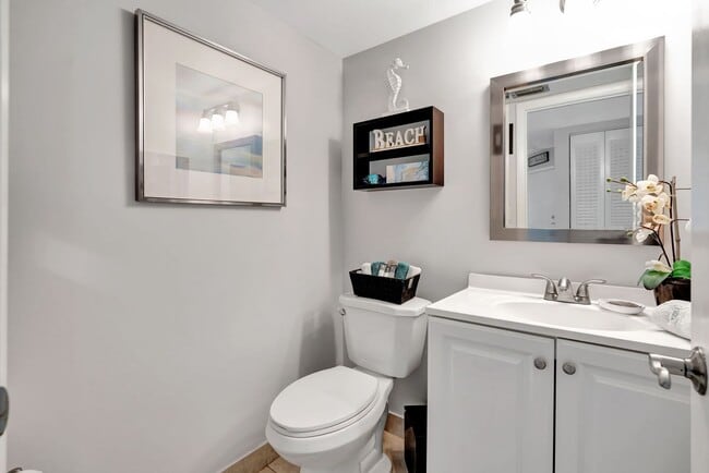 Photo - 1605 US-1 Unit JORC V6-205