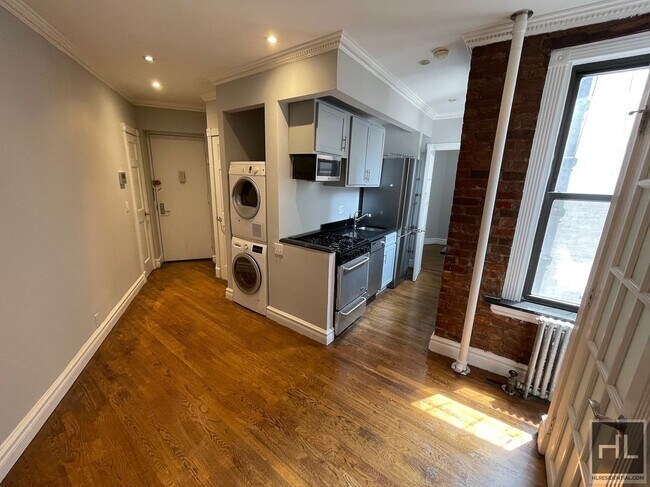 Building Photo - East 13th Street Rental