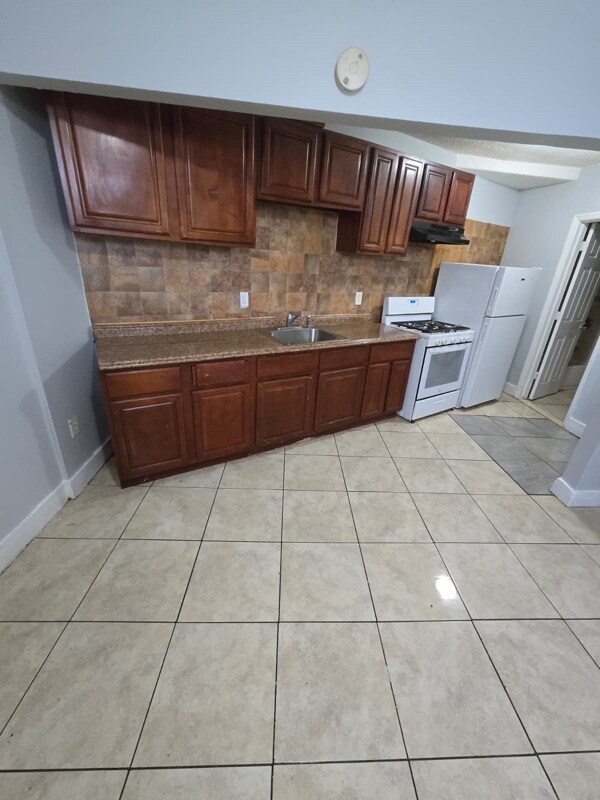 Photo - 588 S 10th St