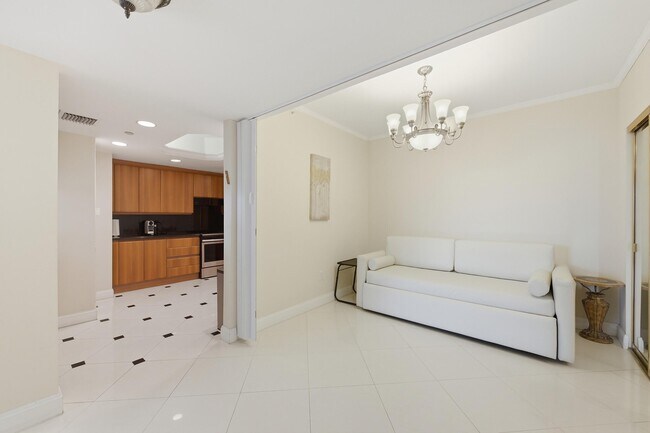 Photo - 9595 Collins Ave Unidad N3-f