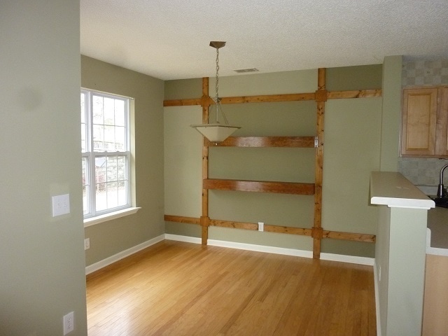 1418 Walnut Hill Dr