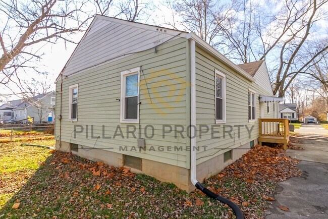 Photo - 3 Bed/1 Bath Bungalow near Wes Montgomery ...