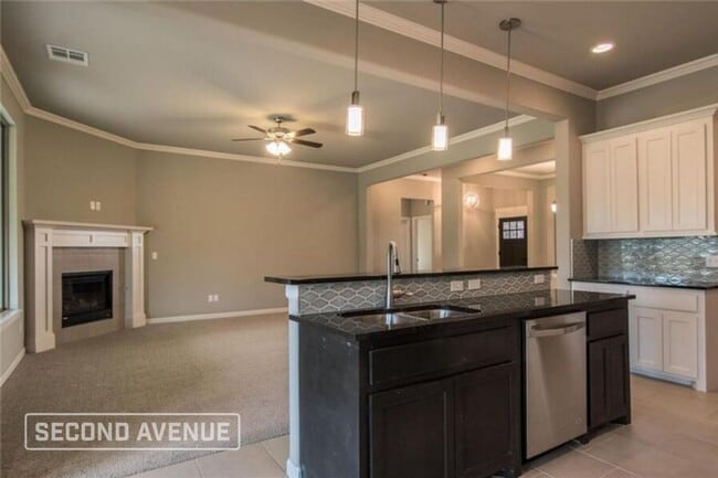 Photo - 2401 Los Angeles Ave