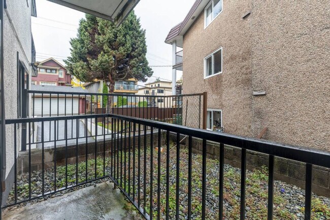 Photo - 254 E 12th Ave Unit SI ID1051838P