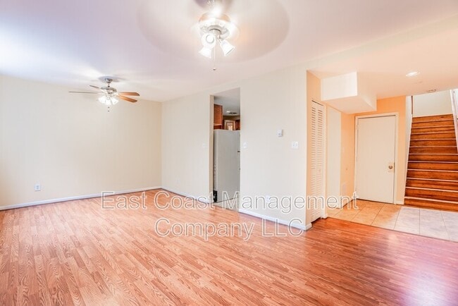 Photo - 1502 E Baltimore St Unit 2