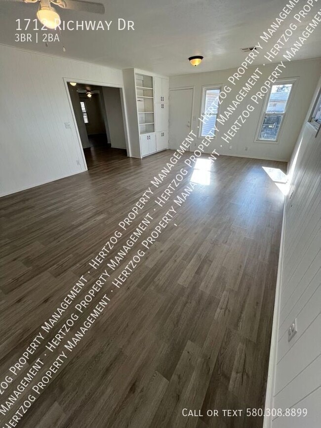 Photo - 1712 Richway Dr