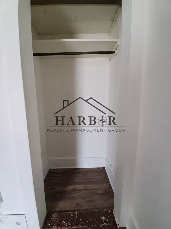 Photo - Modern Minimalism: Efficient 1-BR in a Top-Tier Location Unidad 3