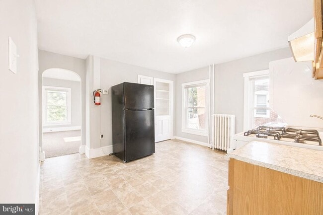 Photo - 53 E Hancock St