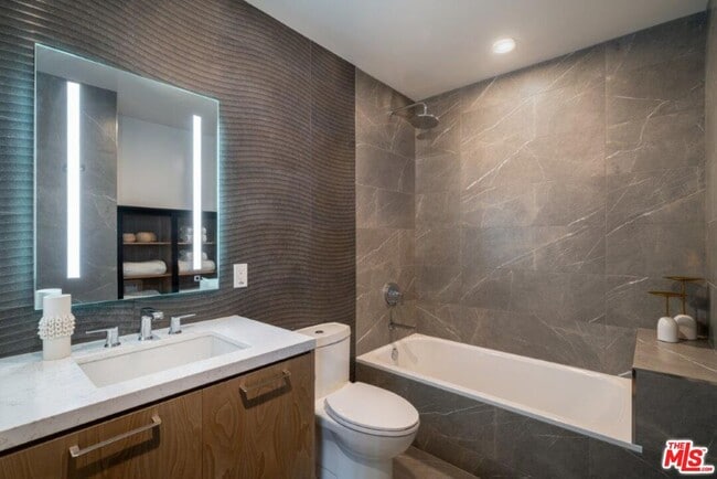 Photo - 400 S Broadway Unit 2213