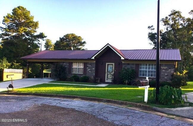 Photo - 520 39th Ct E