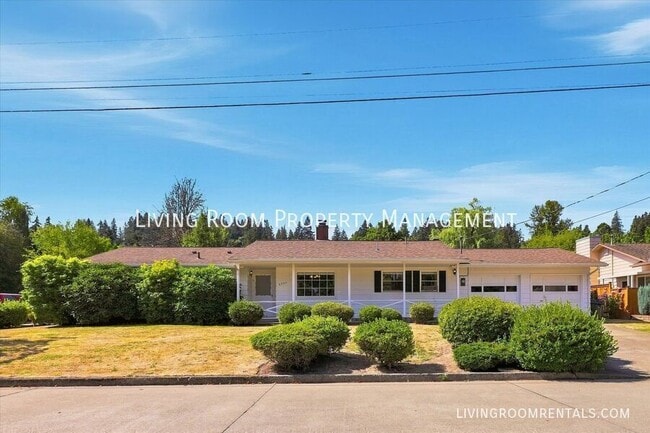 Building Photo - 6550 Beam St