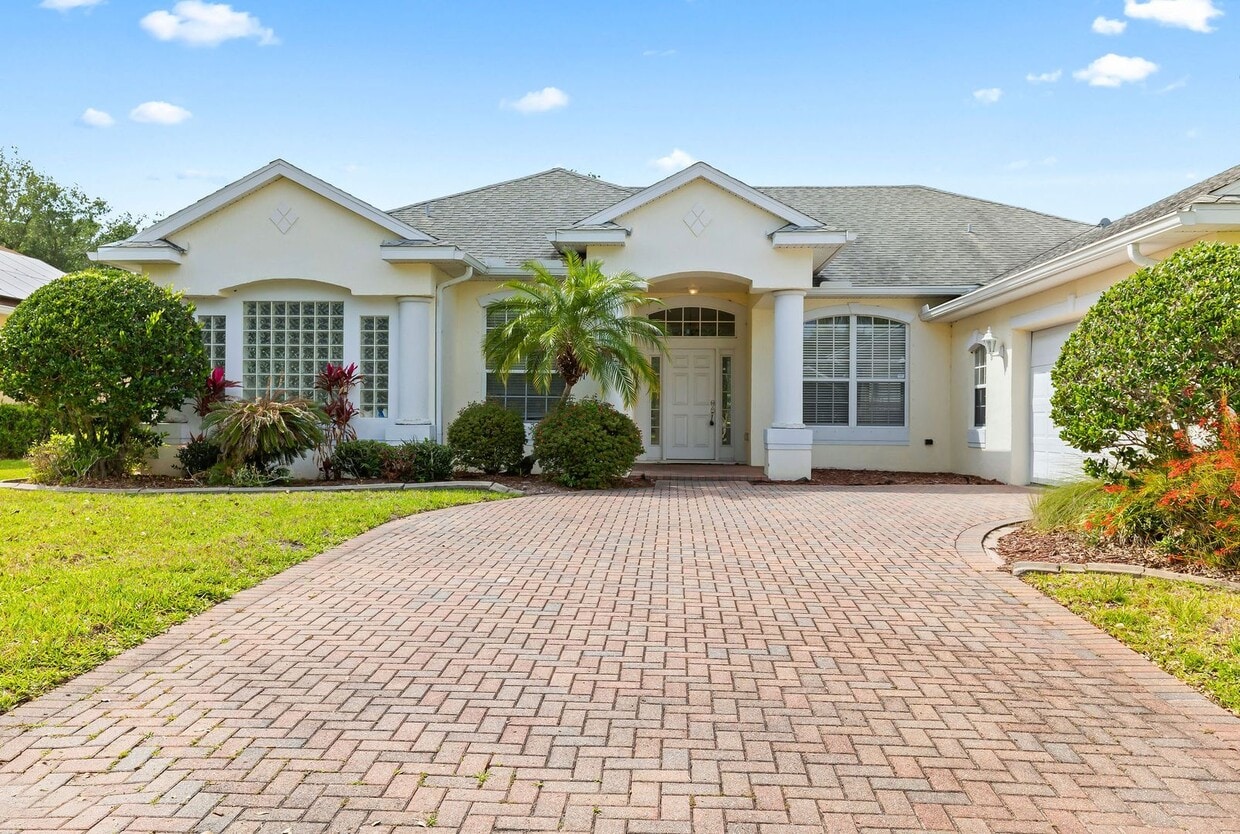 Gorgeous 3 Bedroom Home in Prestigious LPGA! - Gorgeous 3 Bedroom Home in Prestigious LPGA!