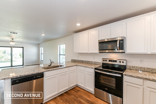 Photo - 2044 NE 18th Terrace