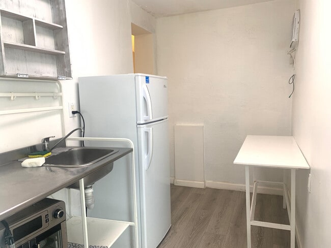 Photo - 2131 Arthur St Unit #