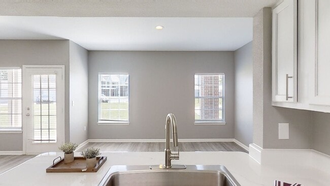 Harbin Pointe Apartment Homes