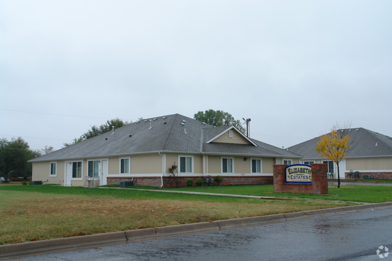 Elizabeth Estates - Elizabeth Estates Apartments