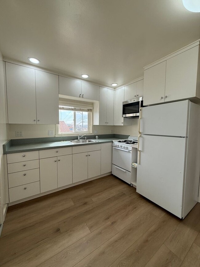 622 Tamarack Ln