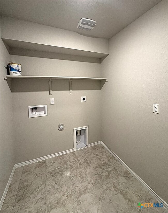 Building Photo - 2418 Corradino St