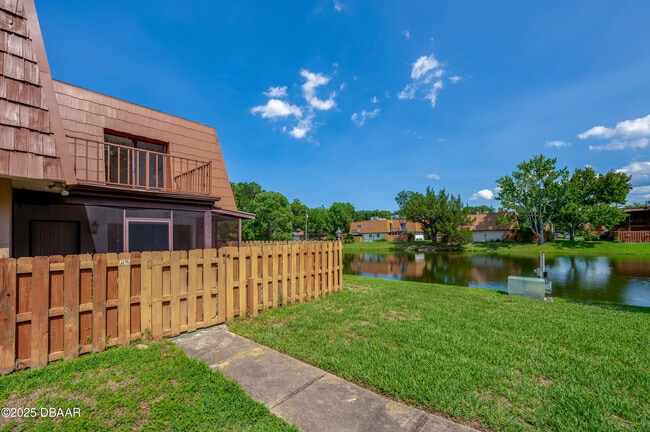 Photo - 152 Sweetgum Ln