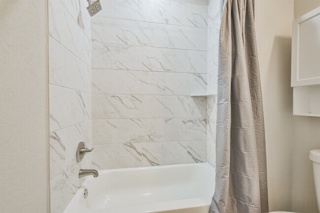 Photo - 7524 E Maxroy St