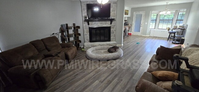 Photo - 115 Blossom Dr