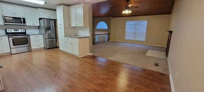 Photo - 6141 Blue Ash Dr