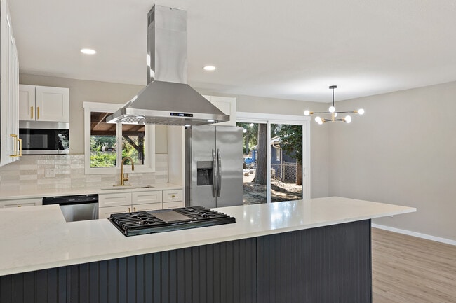 Photo - 8408 Dalton Dr SW