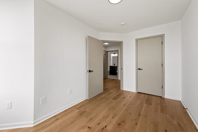 1741 Park Ave Unit 3
