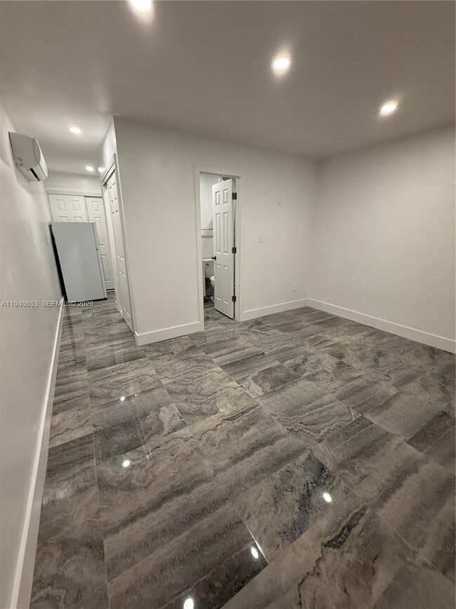 Photo - 545 NW 20th St Unit 2