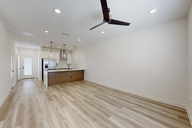 Photo - 1239 Dorothy Ln