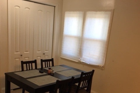 COMEDOR - 4555 W Wellington Ave Unidad 2