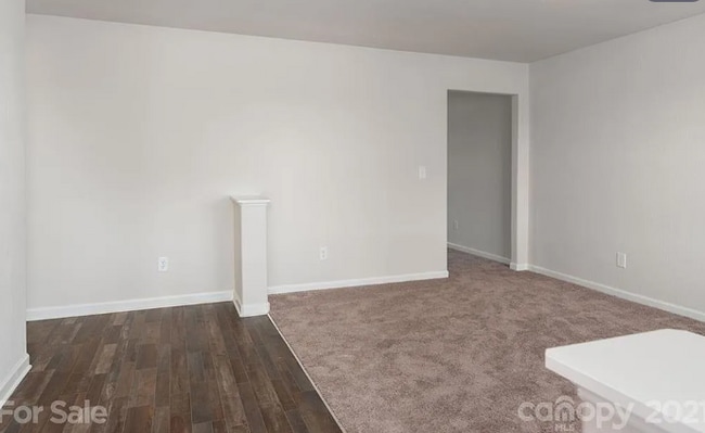 Photo - 1108 Creedmore Ct