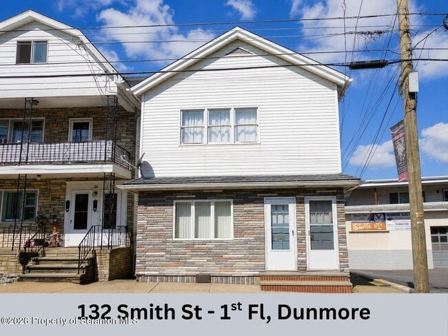 Building Photo - 132 Smith St